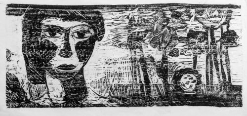 Maedchen-vor-Blumenbeet